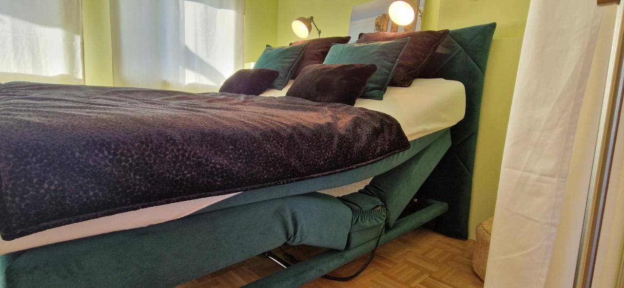 Wohlfuehlen & Arbeiten In Toplage Mit Gratis Tiefgaragenplatz Graz Exterior photo
