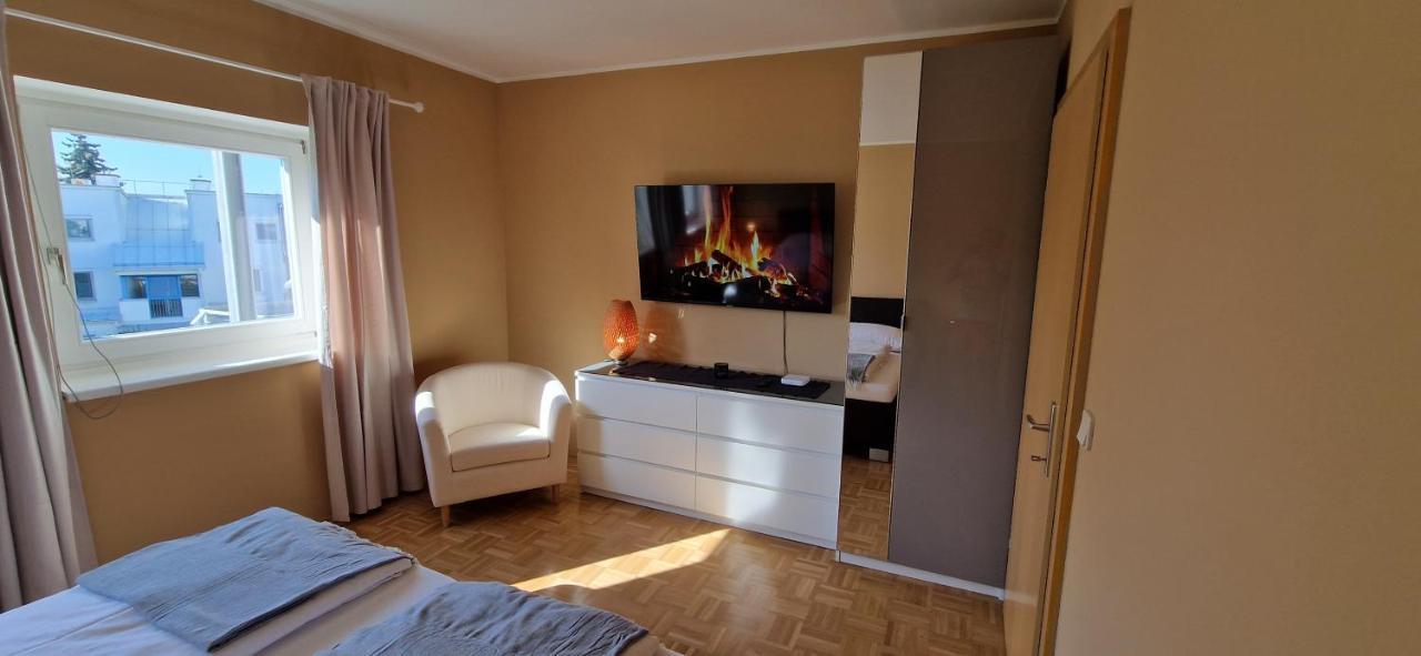 Wohlfuehlen & Arbeiten In Toplage Mit Gratis Tiefgaragenplatz Graz Exterior photo